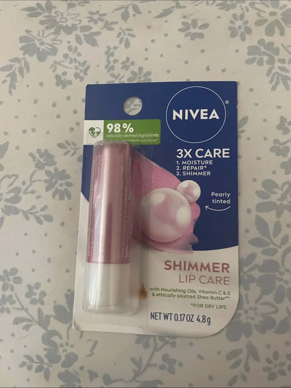 Nivea shimmer lip balm